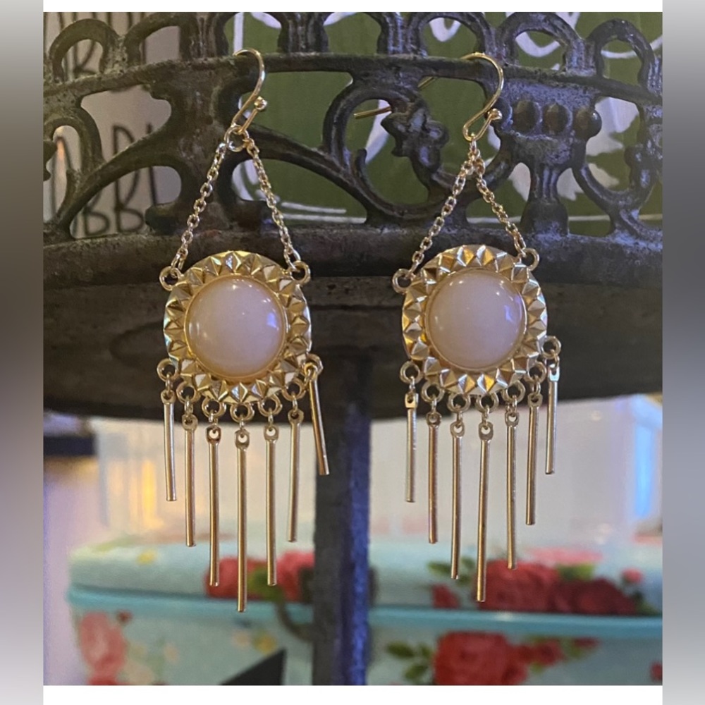 Pearl and Gold Earrings (Handmade)